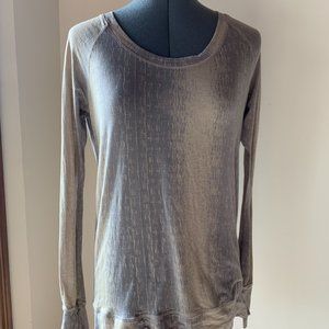 Tan lululemon long sleeve shirt size 4